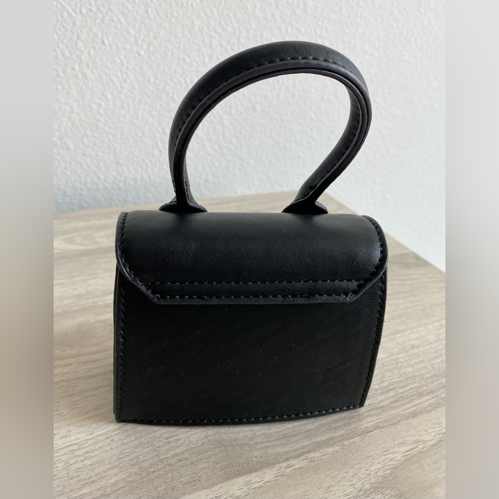 🖤fashion nova mini bag🖤 - Picture 2 of 6